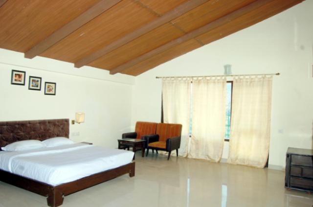 Natureraga Fernhill Resort Chail Phòng bức ảnh