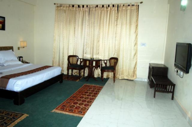 Natureraga Fernhill Resort Chail Phòng bức ảnh