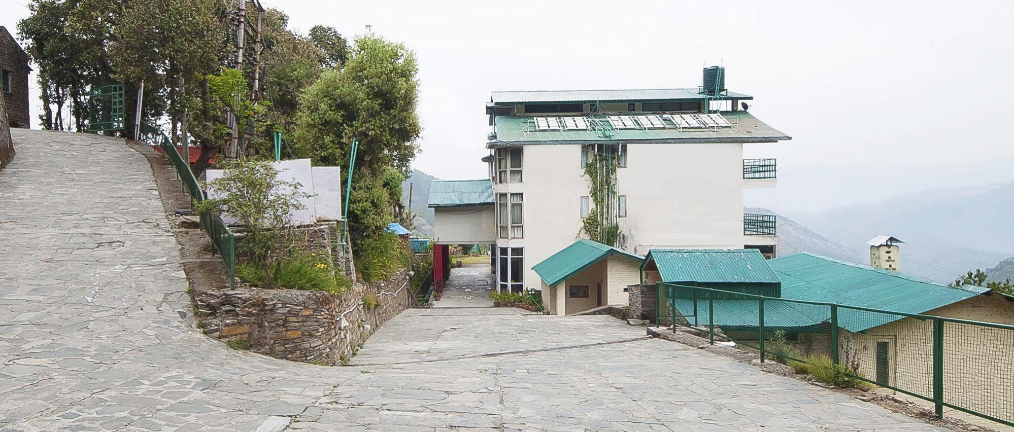Natureraga Fernhill Resort Chail Ngoại thất bức ảnh