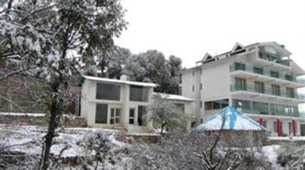 Natureraga Fernhill Resort Chail Ngoại thất bức ảnh