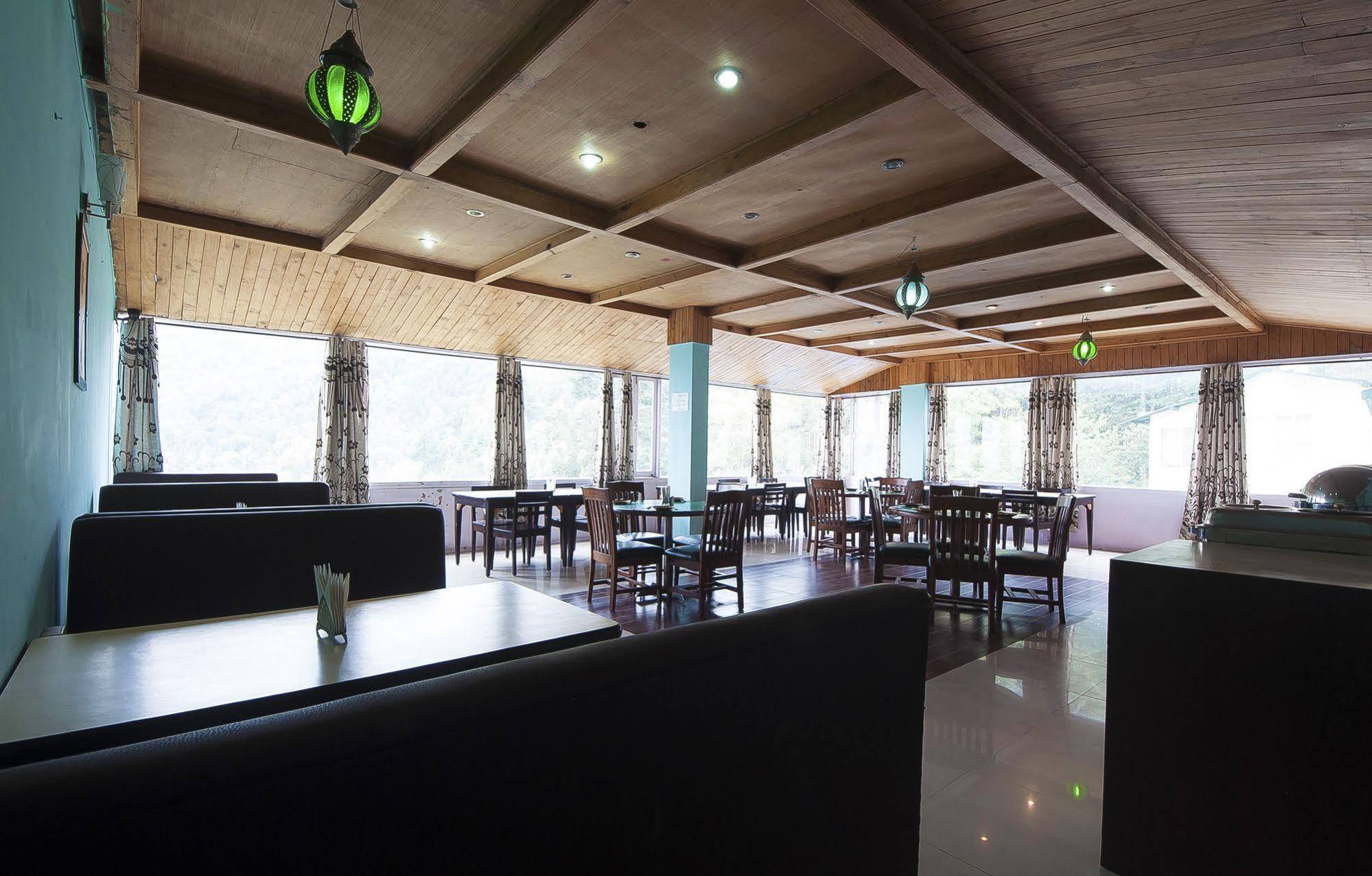 Natureraga Fernhill Resort Chail Ngoại thất bức ảnh