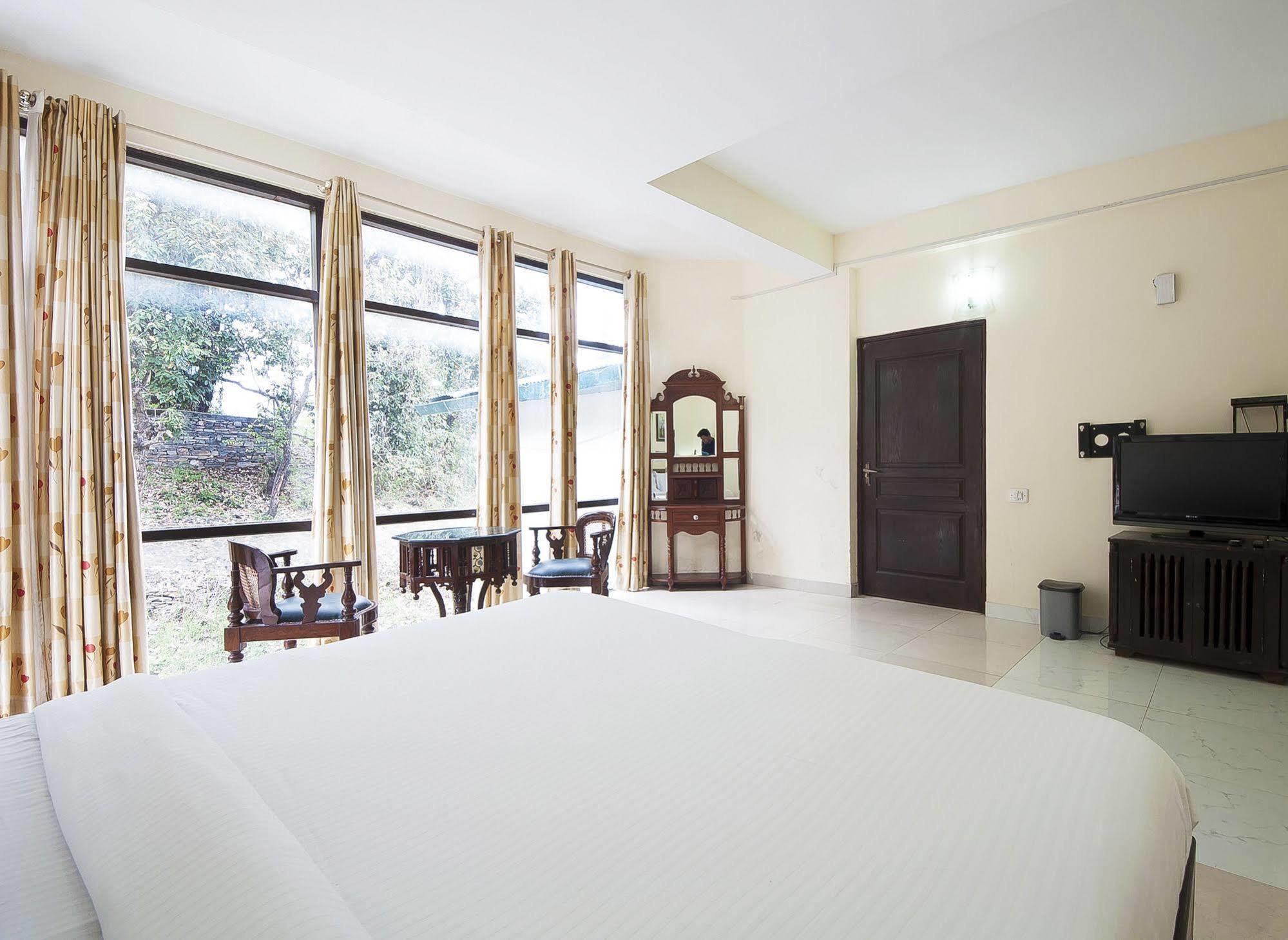 Natureraga Fernhill Resort Chail Ngoại thất bức ảnh